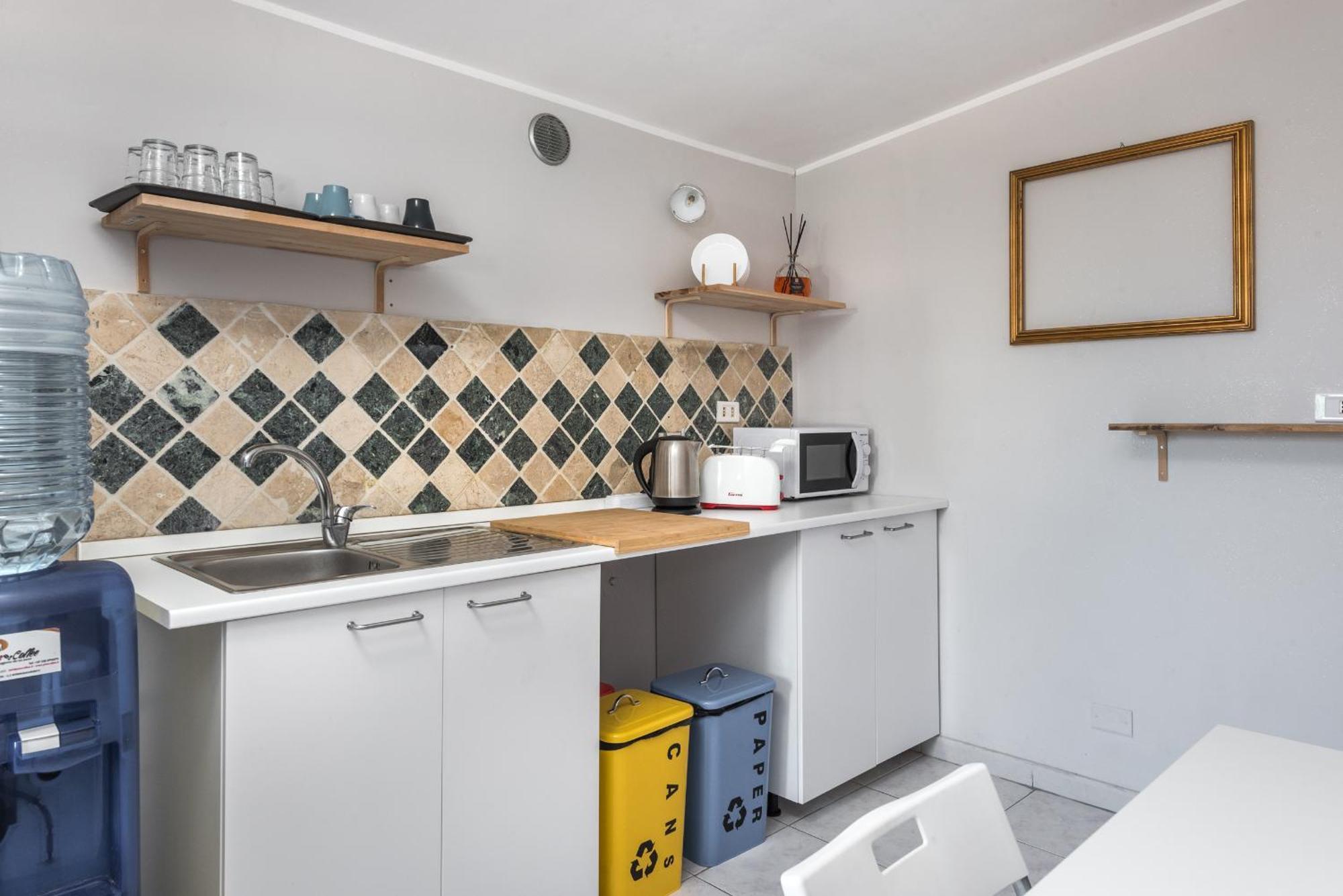 Travelershome Ciampino 170 Station Street Ngoại thất bức ảnh