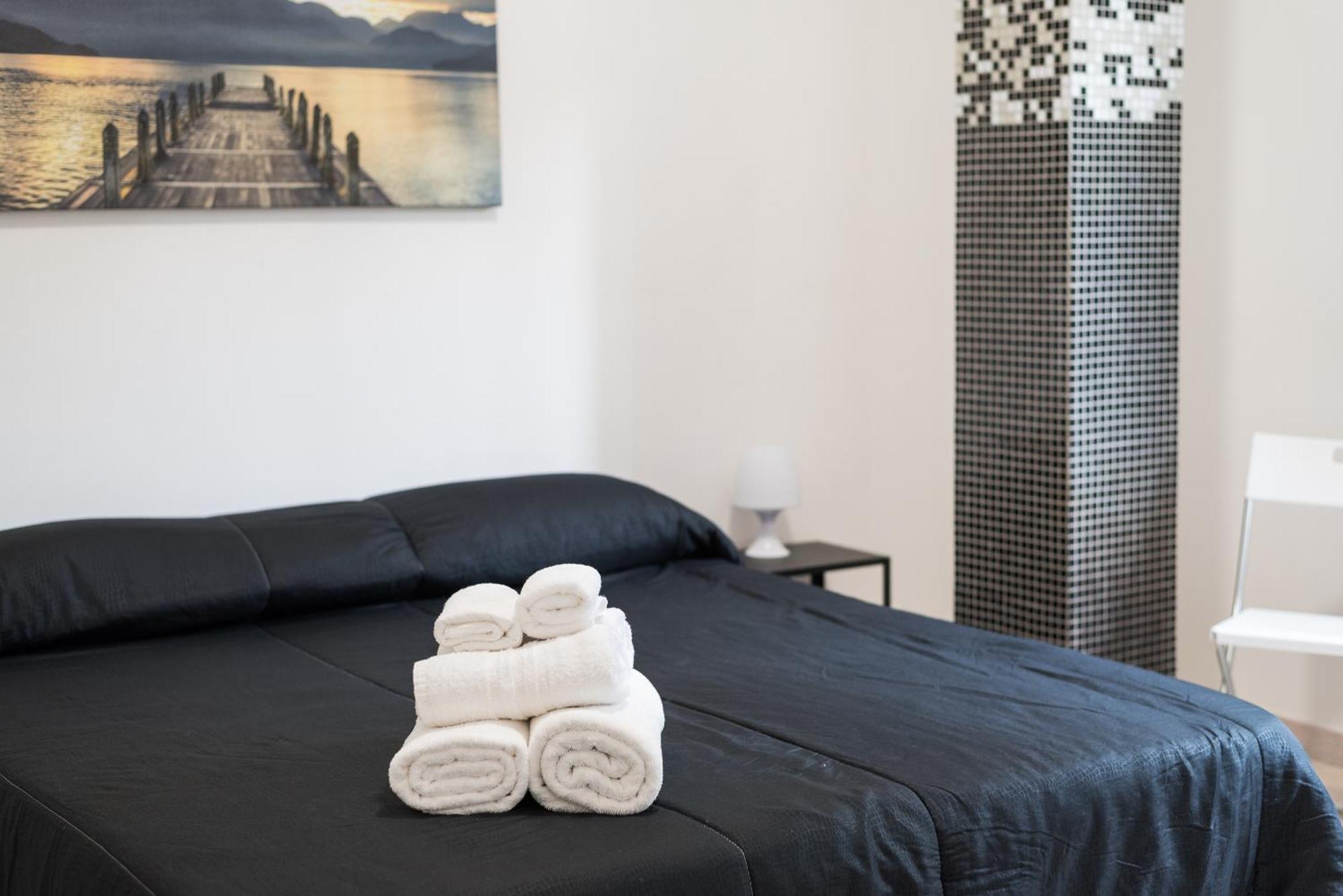 Travelershome Ciampino 170 Station Street Ngoại thất bức ảnh